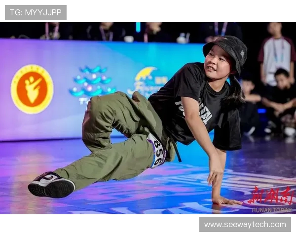 成都街舞队在全国街舞节奏排行榜中荣获第八名展现实力与风采